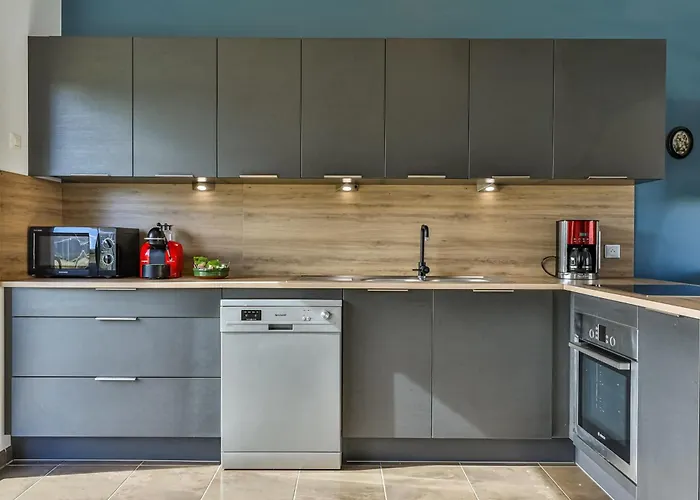 Hébergement de vacances La Parée Chaleureuse - Parking - Wifi