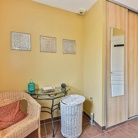 Hébergement de vacances Jolie Maison 8 Pers à
